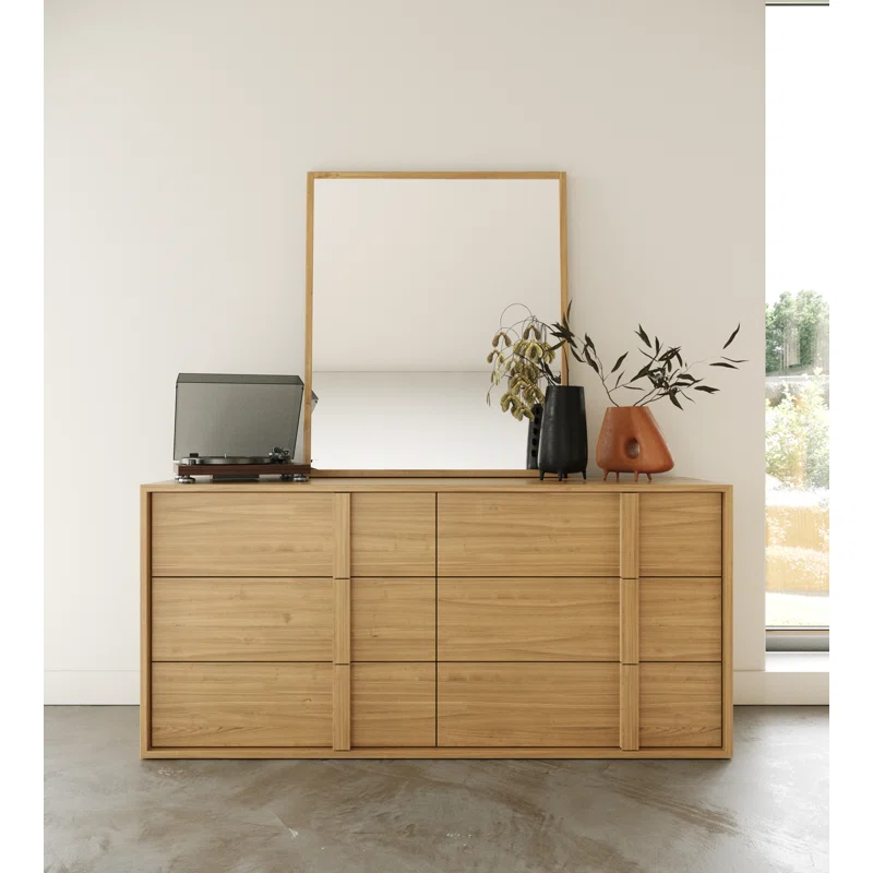 Alvarez 6 - Drawer Dresser Oak