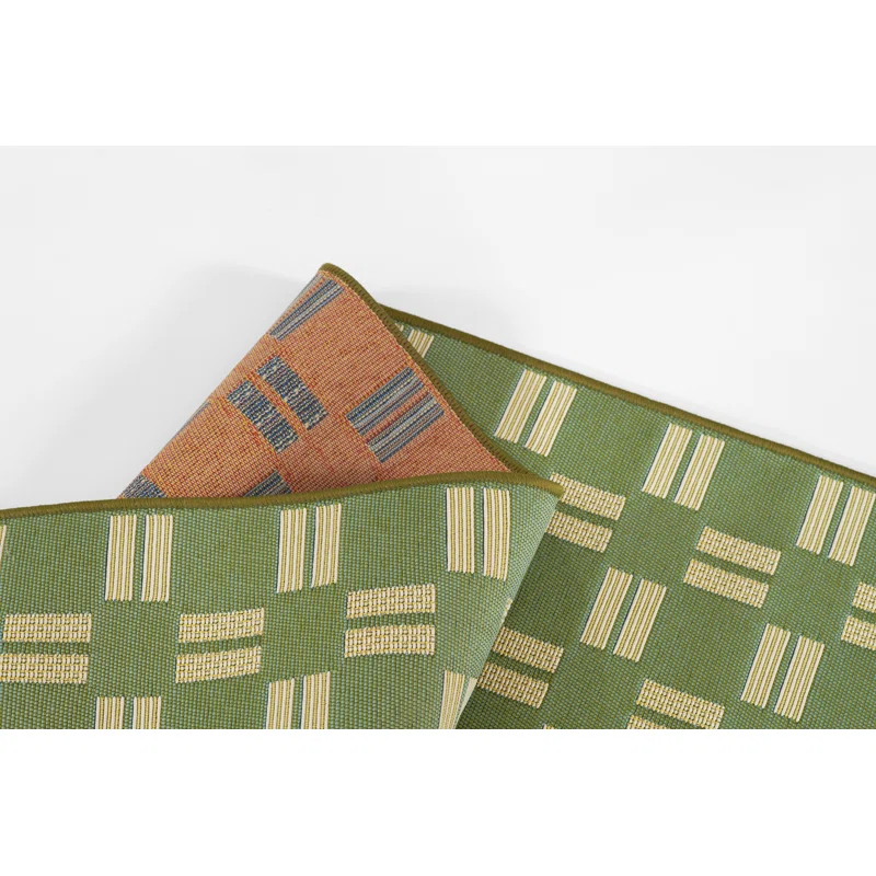 Icon Geometric Indoor Outdoor Green Rug Rectangle 2' x 3'