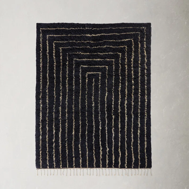 Essi Handmade Wool Navy/Beige Rug Rectangle 8' x 10'