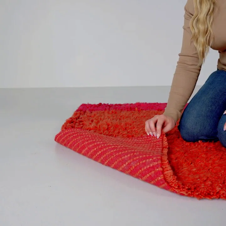 Essi Handmade Wool Red Rug Rectangle 5' x 8'