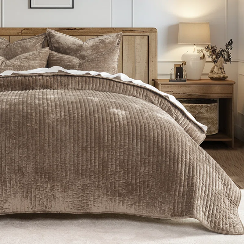 Luxe Velvet Channel Quilt Set King Quilt + 2 King Pillow Shams,Mocha Brown