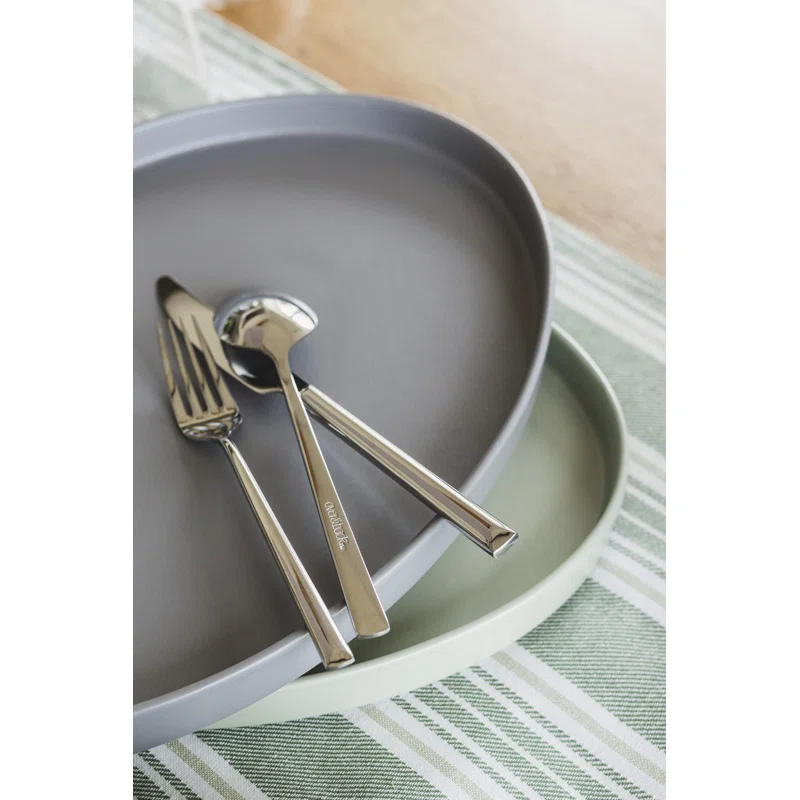 over&back Modern 18/8 Flatware Set - Service for 4 Silver